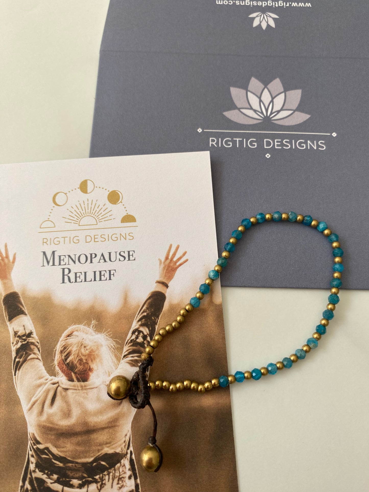 Blue Apatite Menopause Relief Crystal Healing Bracelet for Weight Fluctuations