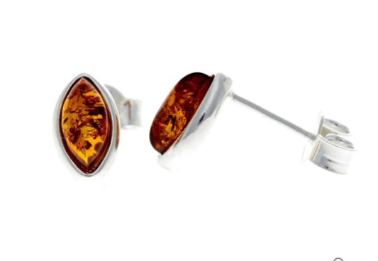 Oval Stud Earrings in Sterling Silver and Cognac Baltic Amber