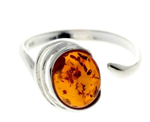 Adjustable Ring in Sterling Silver and Cognac Baltic Amber