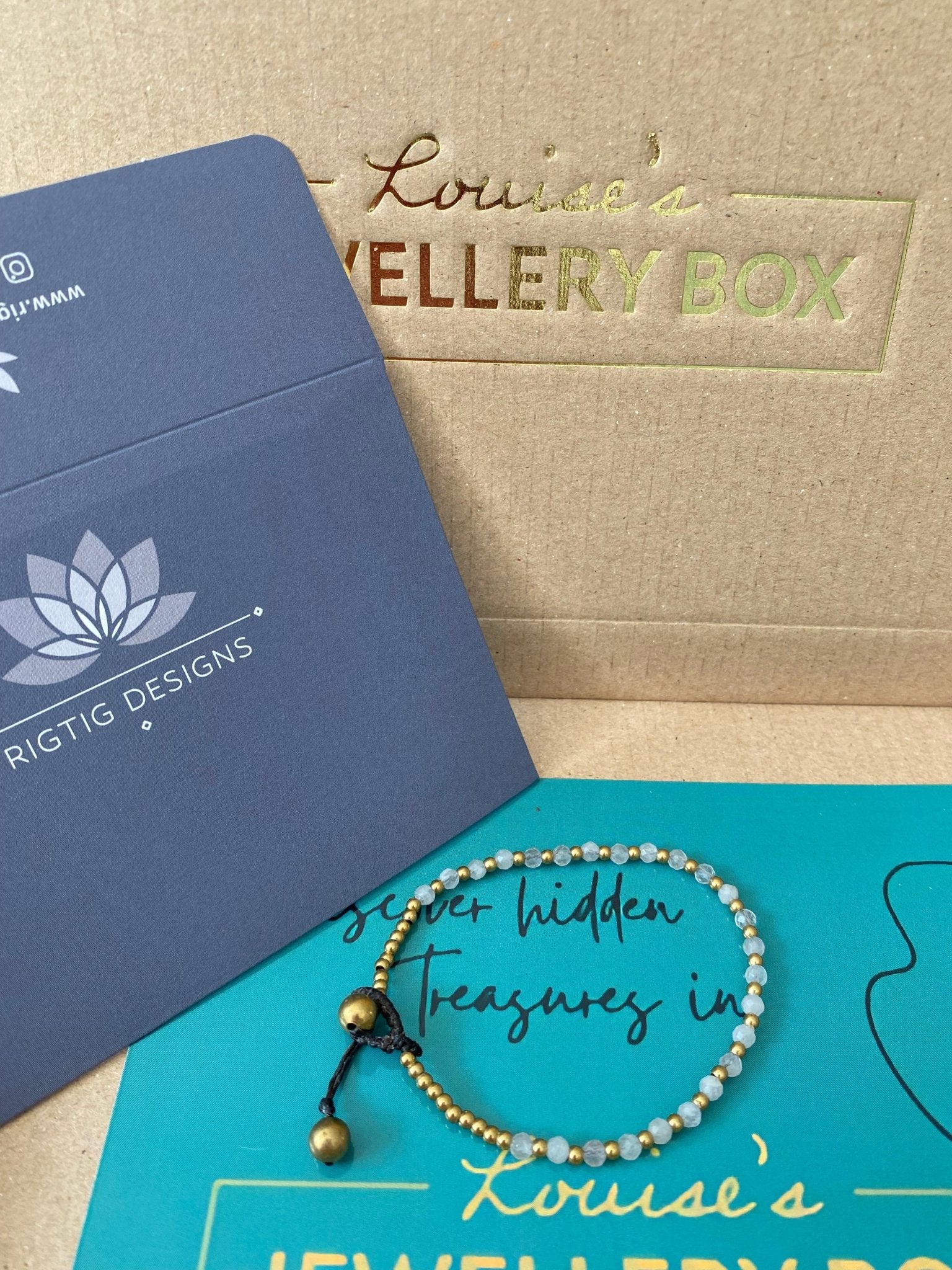 Labradorite Menopause Relief Crystal Healing Bracelet for Migraines - Louise's Jewellery Box