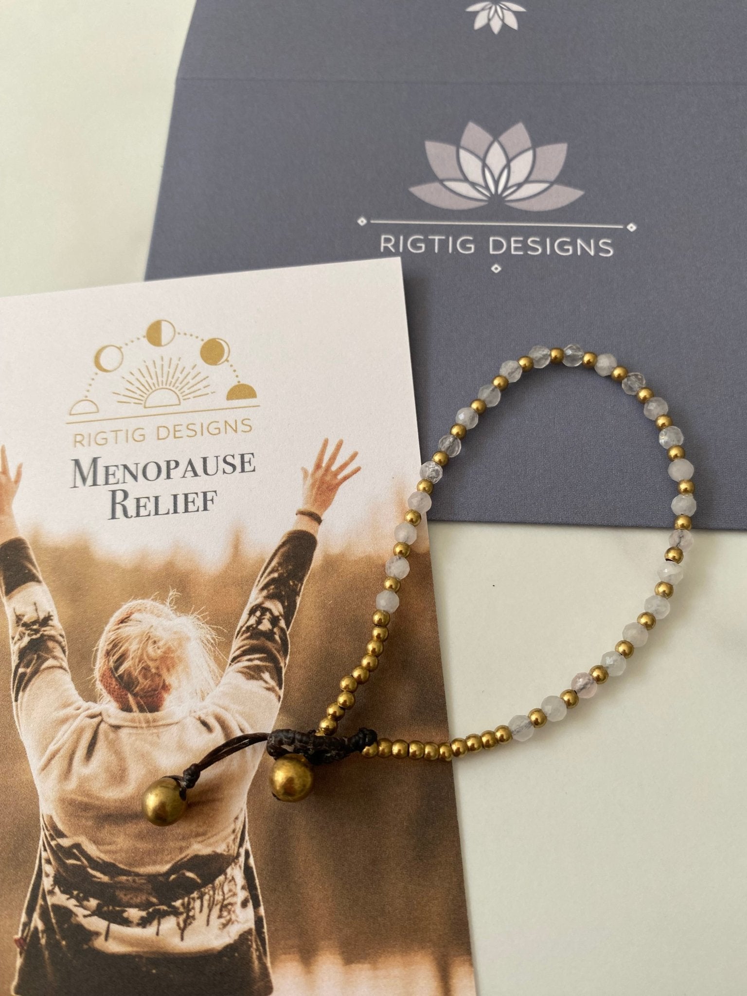 Labradorite Menopause Relief Crystal Healing Bracelet for Migraines - Louise's Jewellery Box