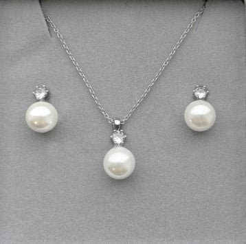 Pearl and Crystal Box Set in Silver - Louise's Jewellery Box