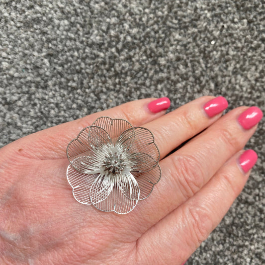 Waterproof Flower Adjustable Ring in Stainless Steel - Louise's Jewellery Box